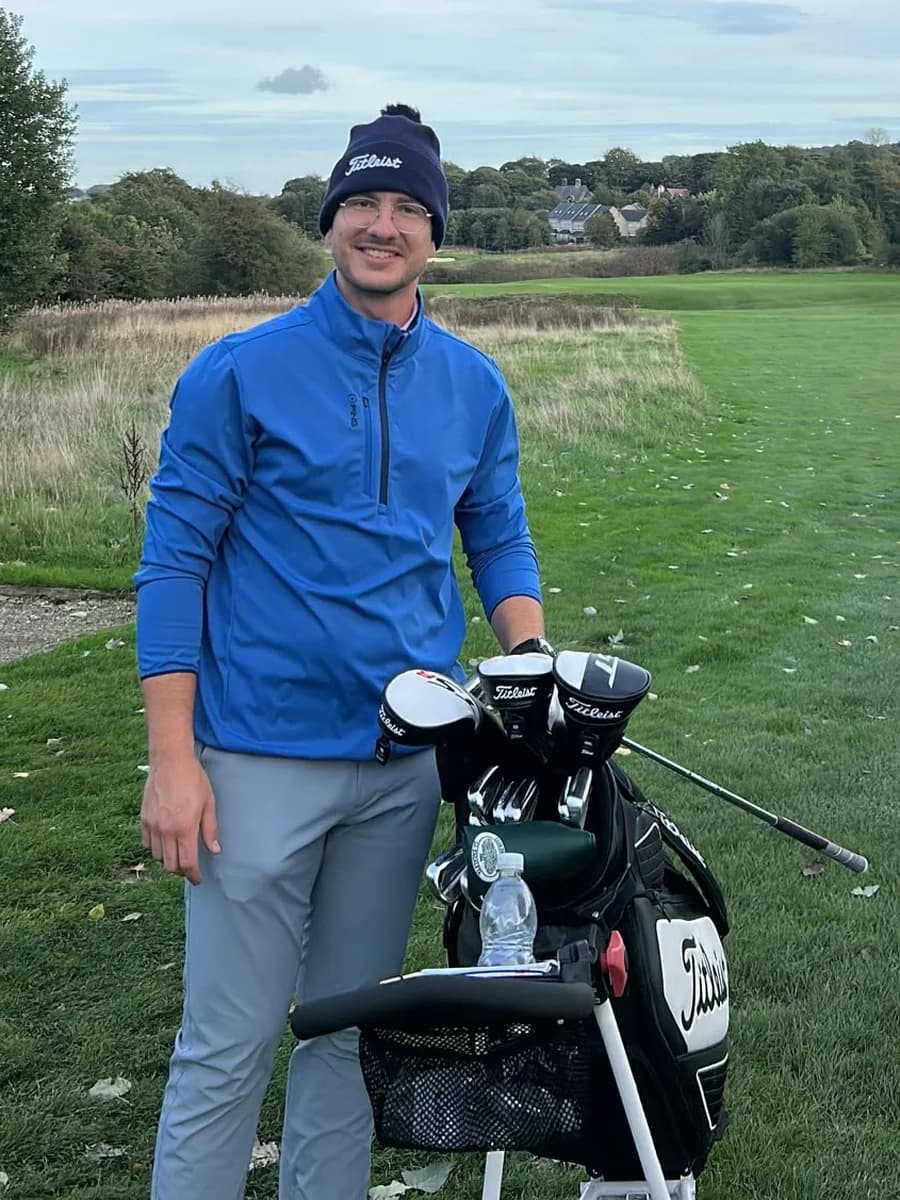 Malcolm Zoppi on the golf course
